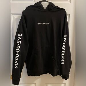 Unas annus hoodie